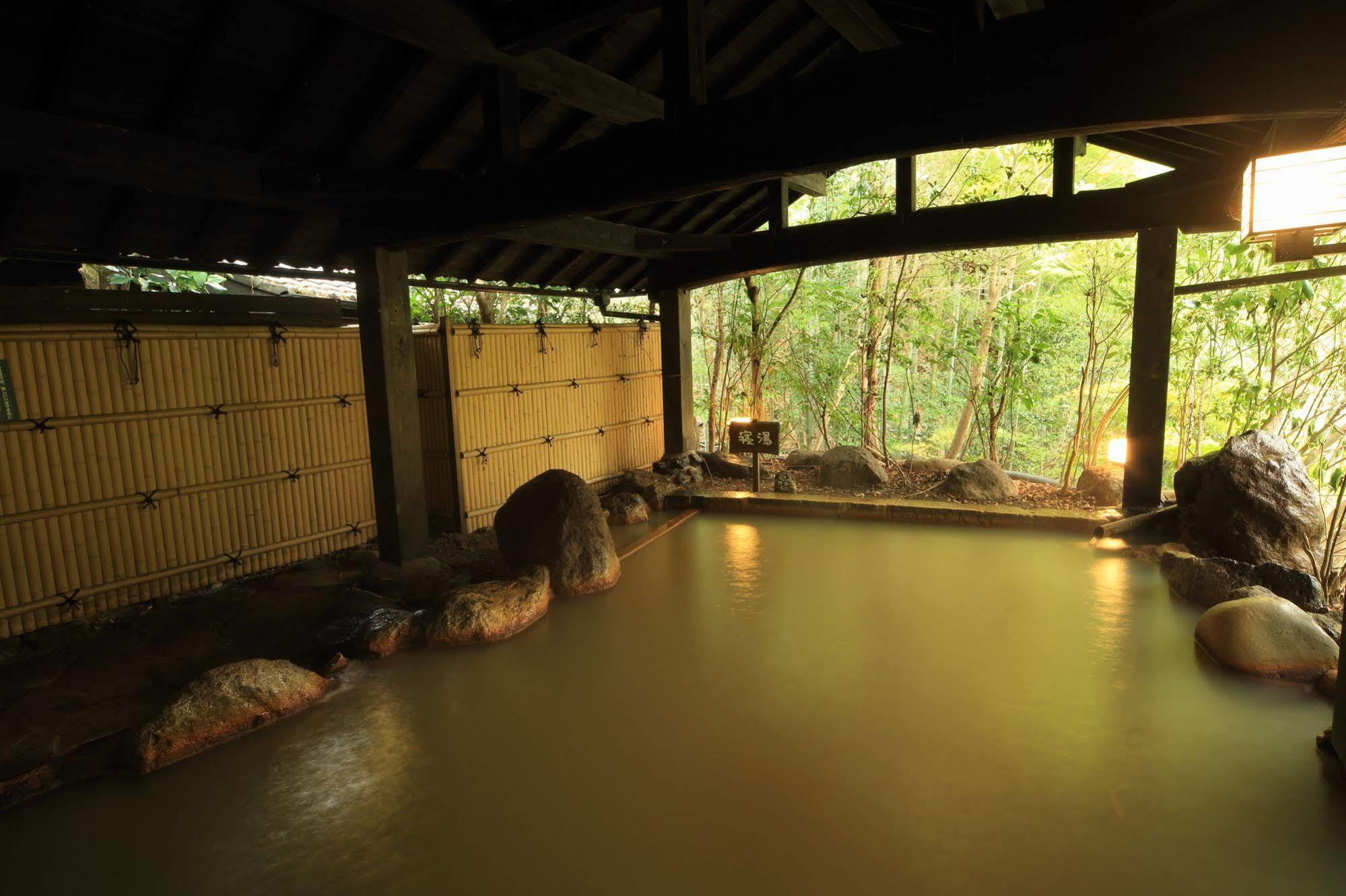 Ryokan Wakaba Minamioguni Bagian luar foto