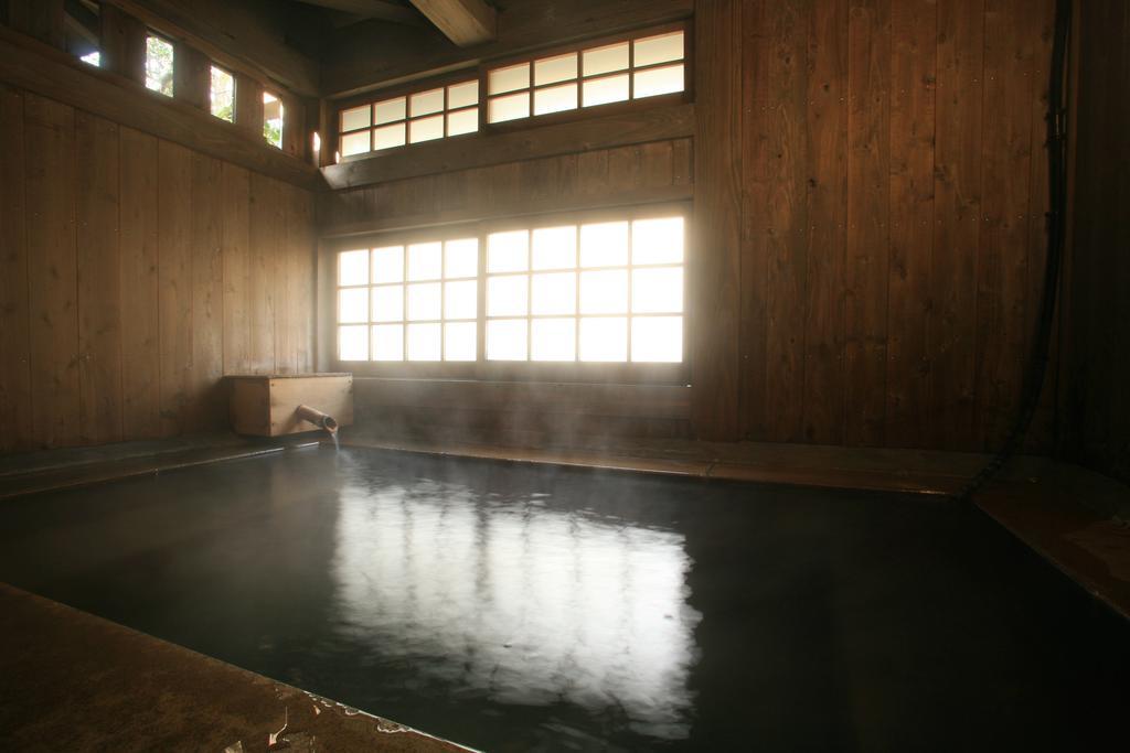 Ryokan Wakaba Minamioguni Bagian luar foto