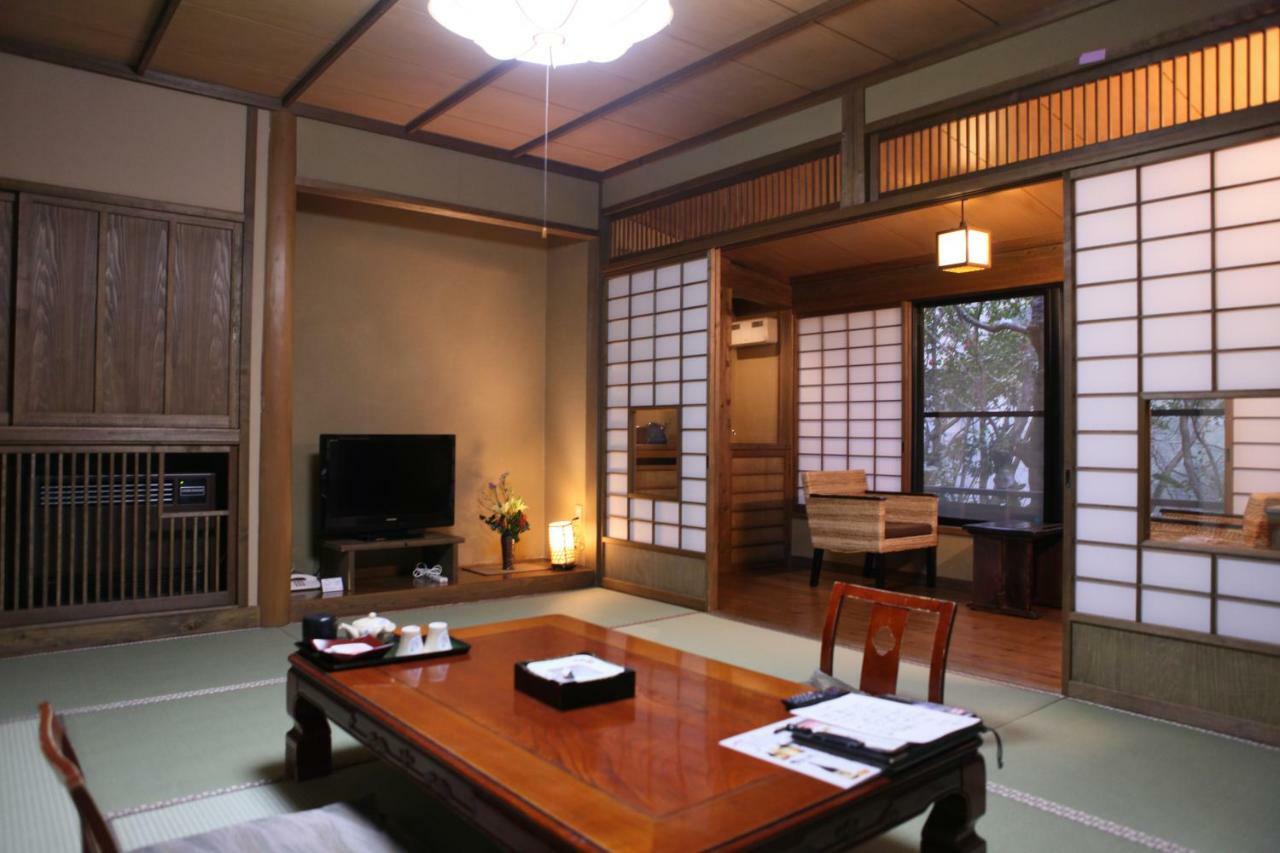 Ryokan Wakaba Minamioguni Bagian luar foto